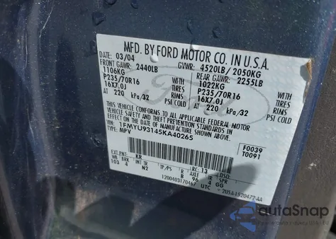 2005 Ford Escape Xlt from USA, damaged, VIN 1FMYU93145KA40265